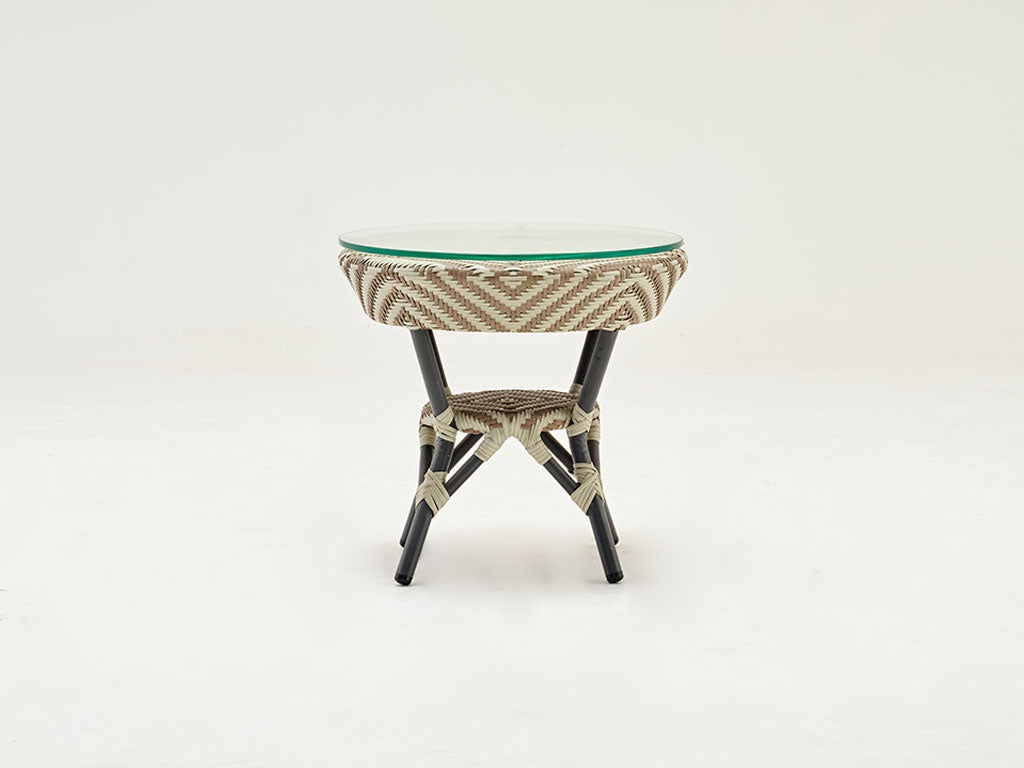 Club (2 Single Seater Chair With Center Table)