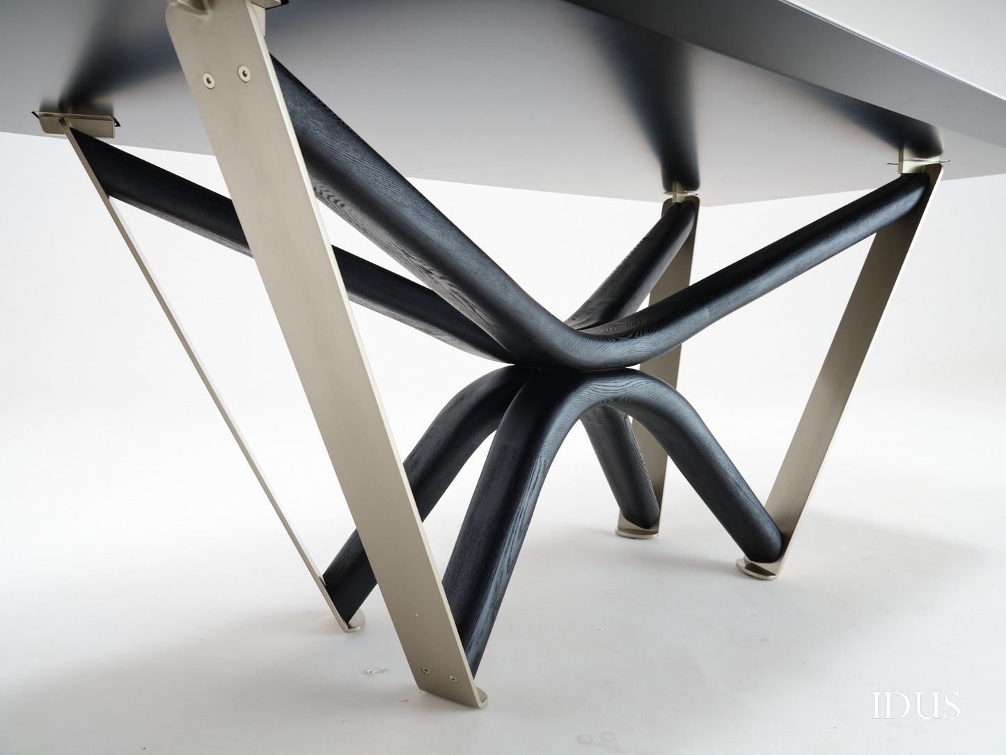 Axis (1 Pc Available)