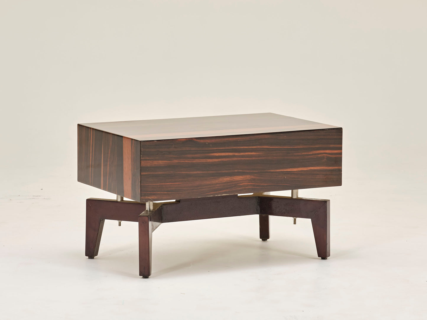 Granduara Bed Side Table (Color Options Available)