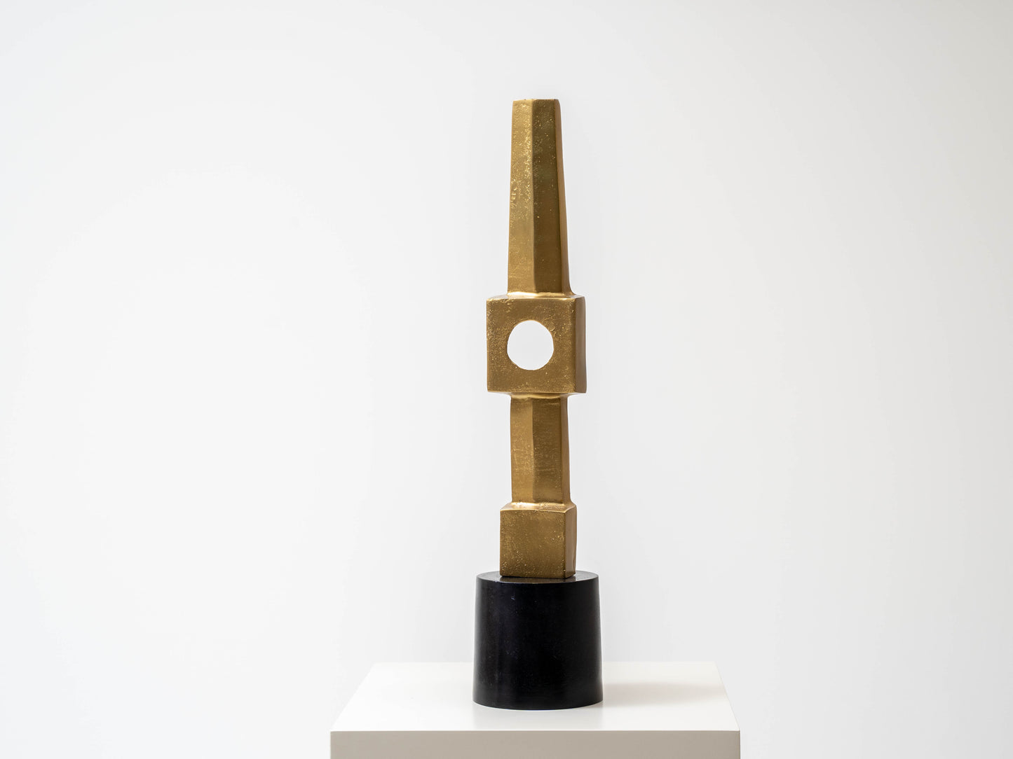 Gold Sculpture-1 1015 (7 Pcs Available)