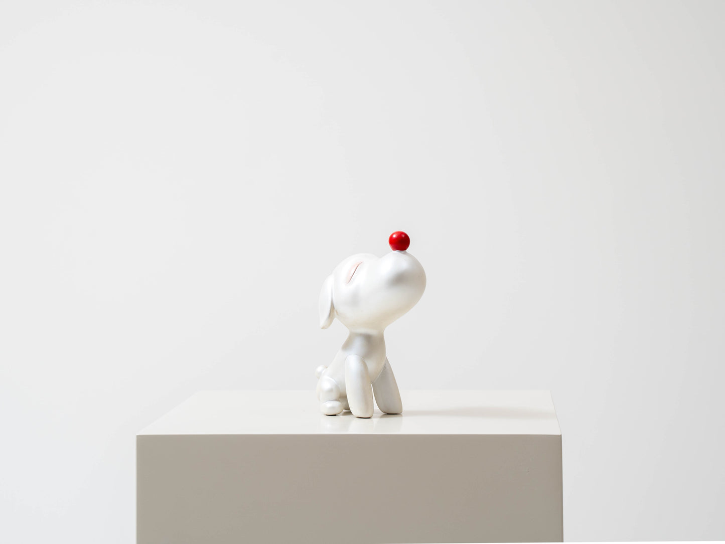 Sitting Dog 890 (1 Pc Available)