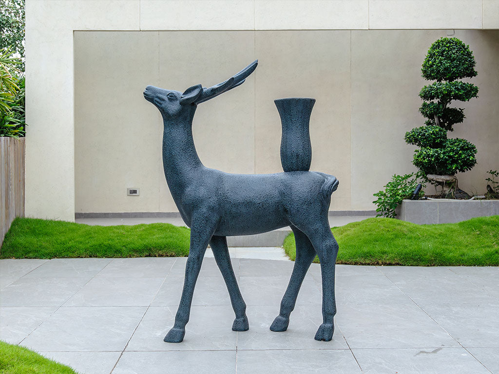 Reindeer Garden Decor Planter