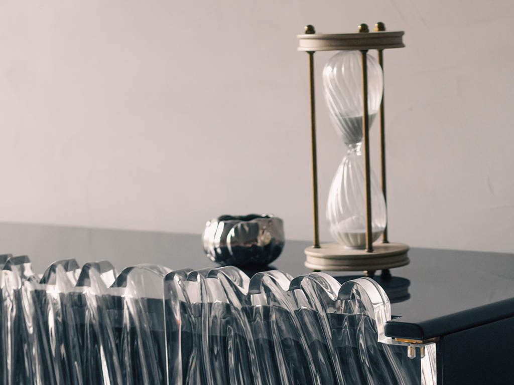 Hour Glass