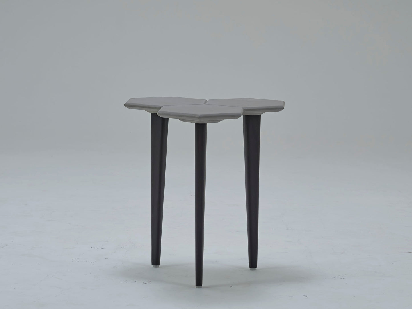 Clover (1 Pc Available)