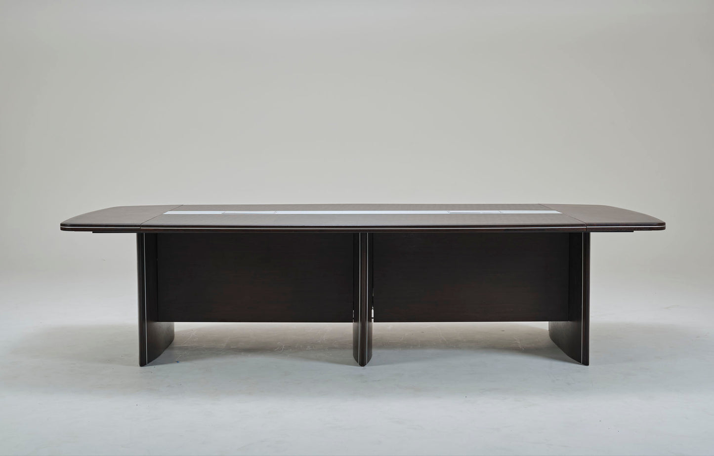 Tavoli 10 Seater (1 Pc Available)